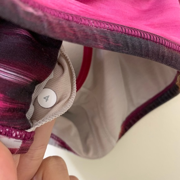 Pink Lululemon sports bra, size 4 - Picture 6 of 6